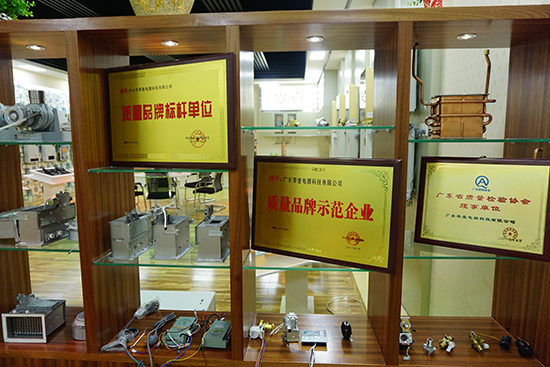 践行环保心 零壹热水器浓淡燃烧质赢市场